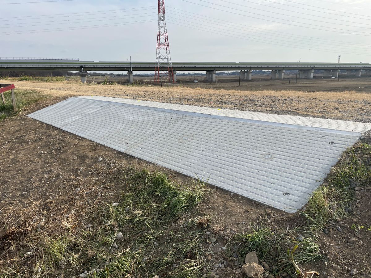 R4越辺川維持工事