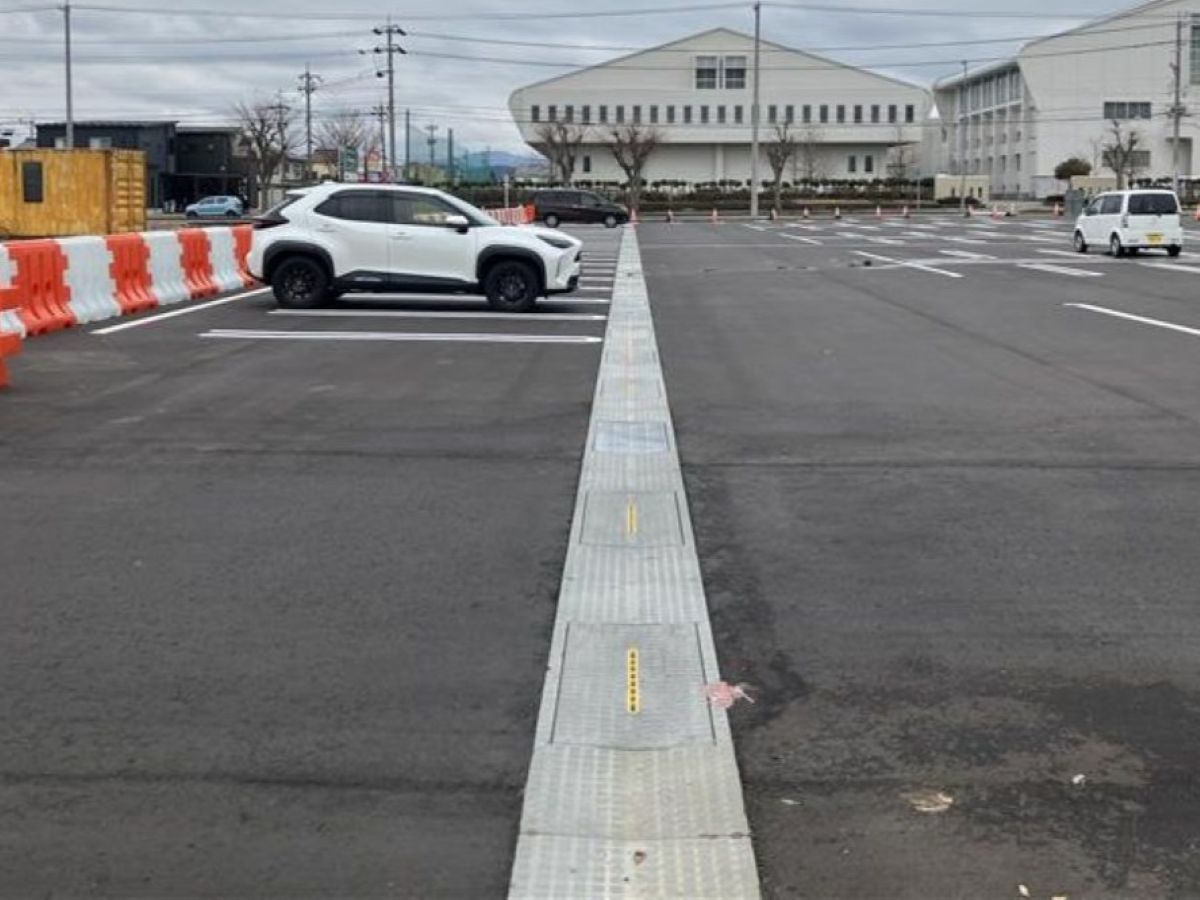 (公園)野々市中央公園拡張整備事業　駐車場整備工事