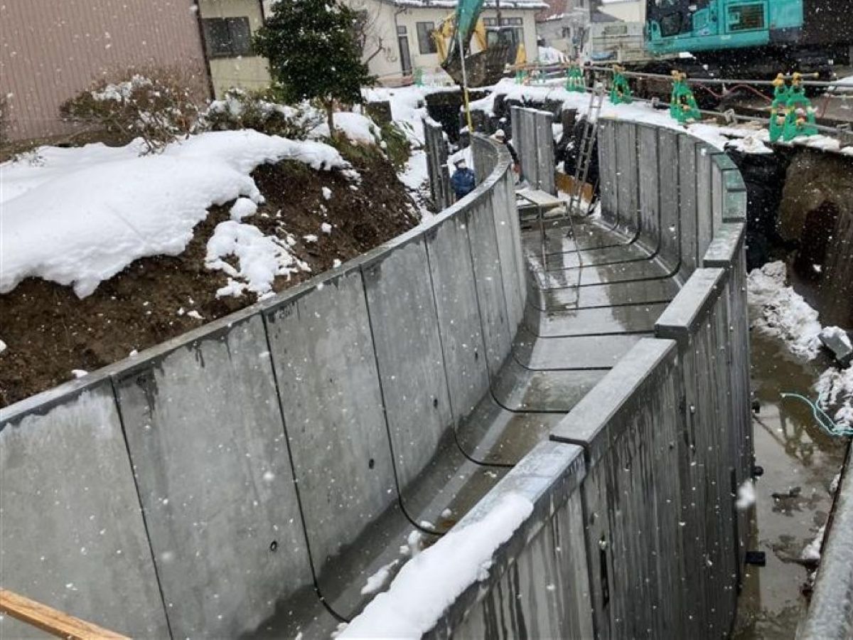 令和7年度 用排水施設整備事業 郷用水第4地区 水路工事(余裕期間対象工事)